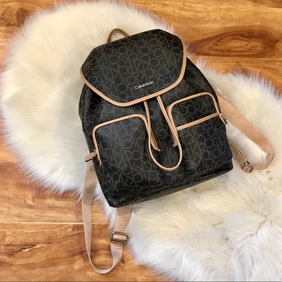 ✨Calvin Klein Hudson Monogram Backpack✨ - Picture 2 of 8